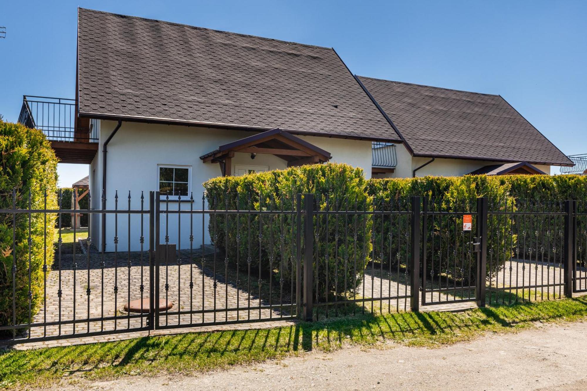 Holiday Houses Alana & Alva With Garden By Noclegi Renters Miedzywodzie Exterior photo